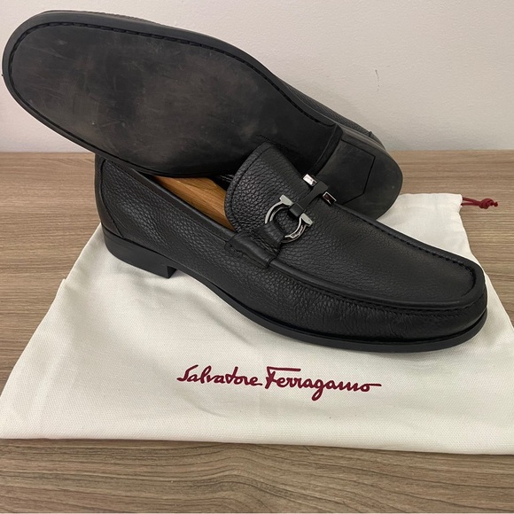 Salvatore Ferragamo Grandioso Pebbled Men’s Shoe Loafer Ganci bit Black 8 - Picture 2 of 9